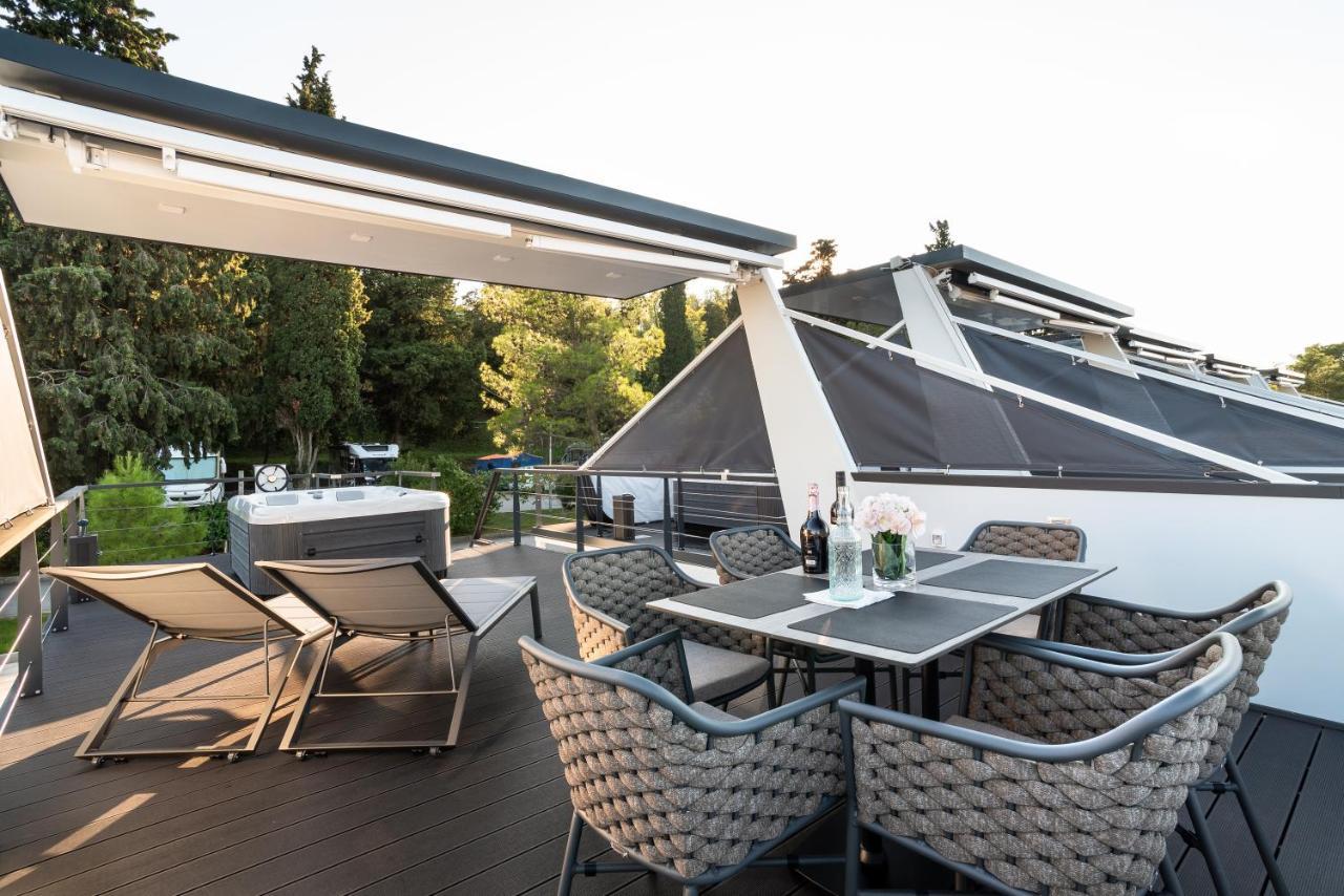 The Sea Lodges Portoroz - Bootshaus Floating Sea House Exterior foto